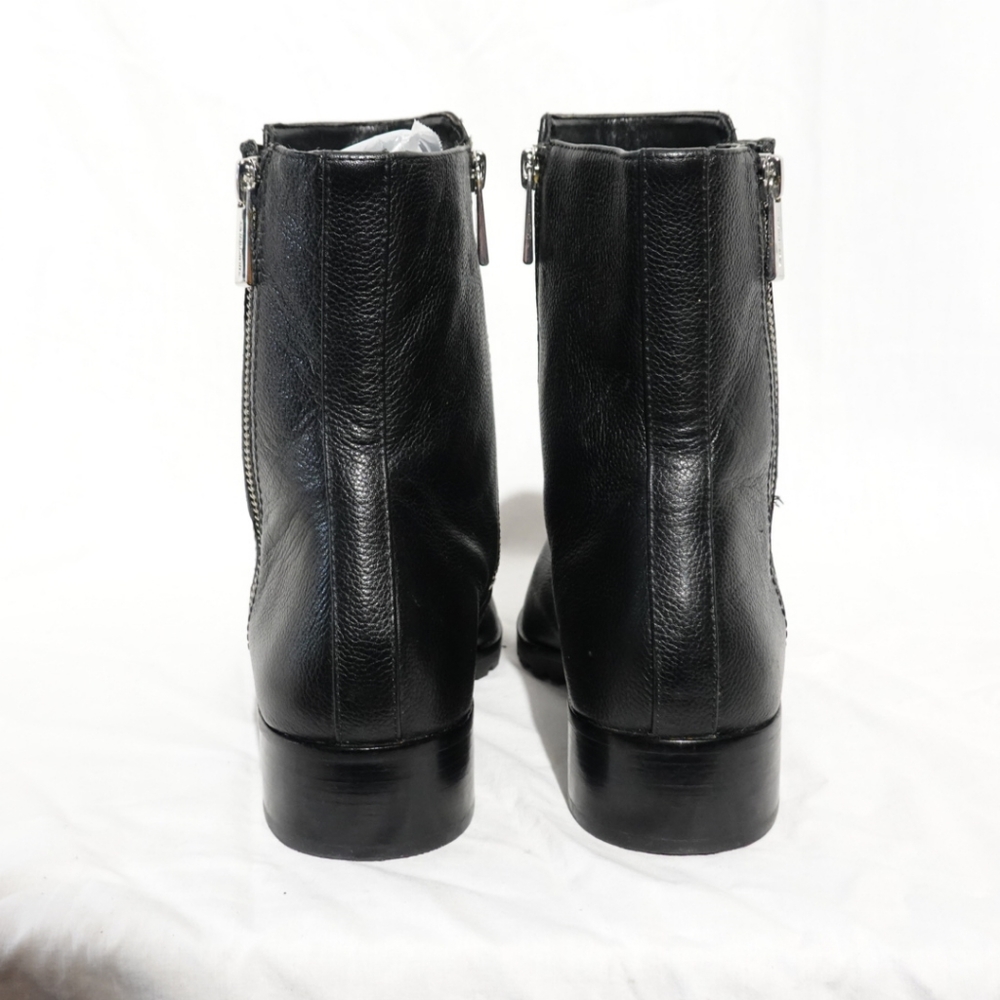 MICHAEL KORS Black Triple Zippered Ankle Moto Boots w/Lugg Soles, size 8½M - Picture 2 of 11